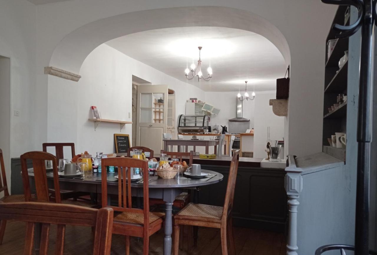 Maison Rives - Village Du Livre De Montolieu Zewnętrze zdjęcie