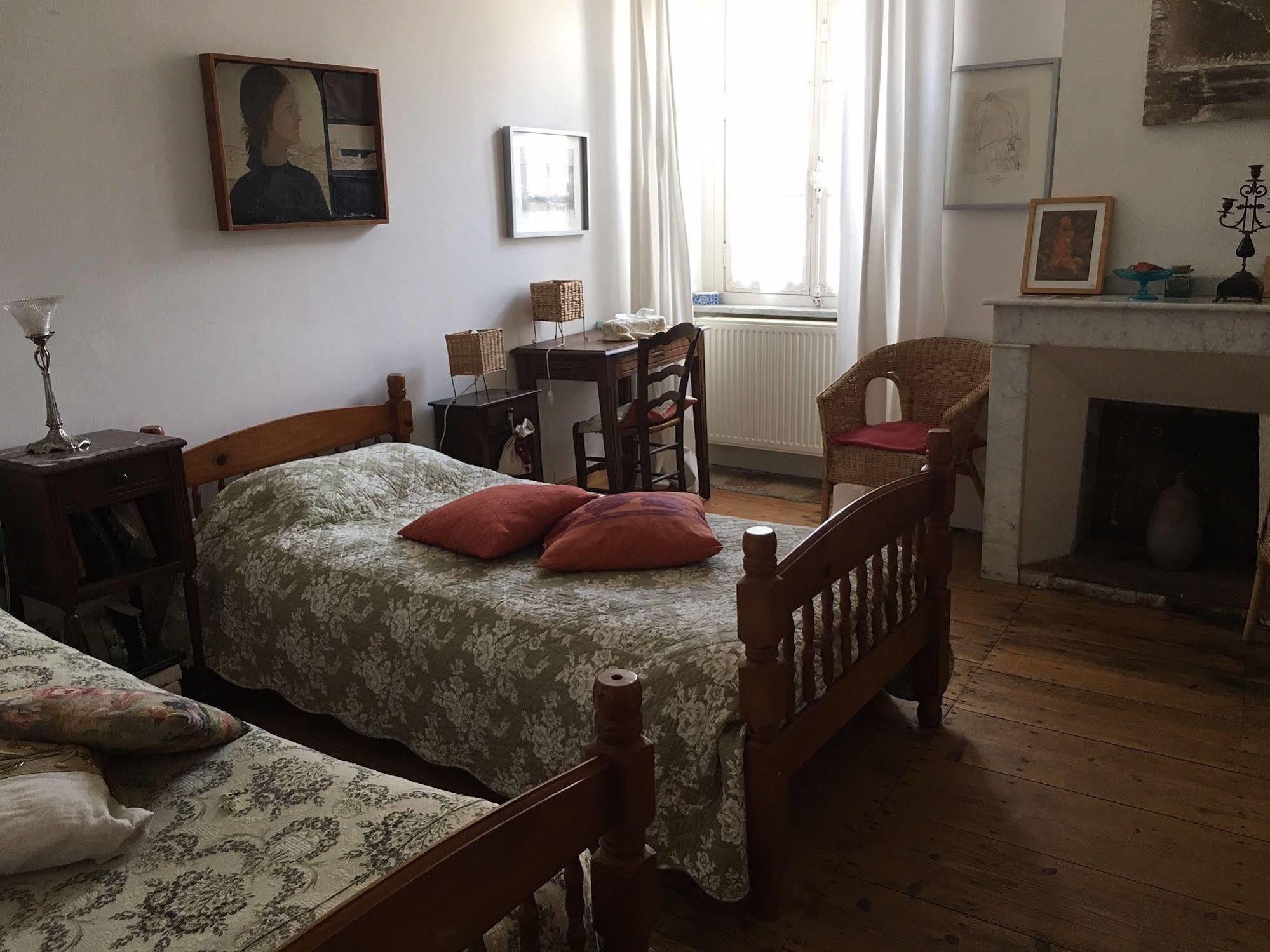 Maison Rives - Village Du Livre De Montolieu Zewnętrze zdjęcie
